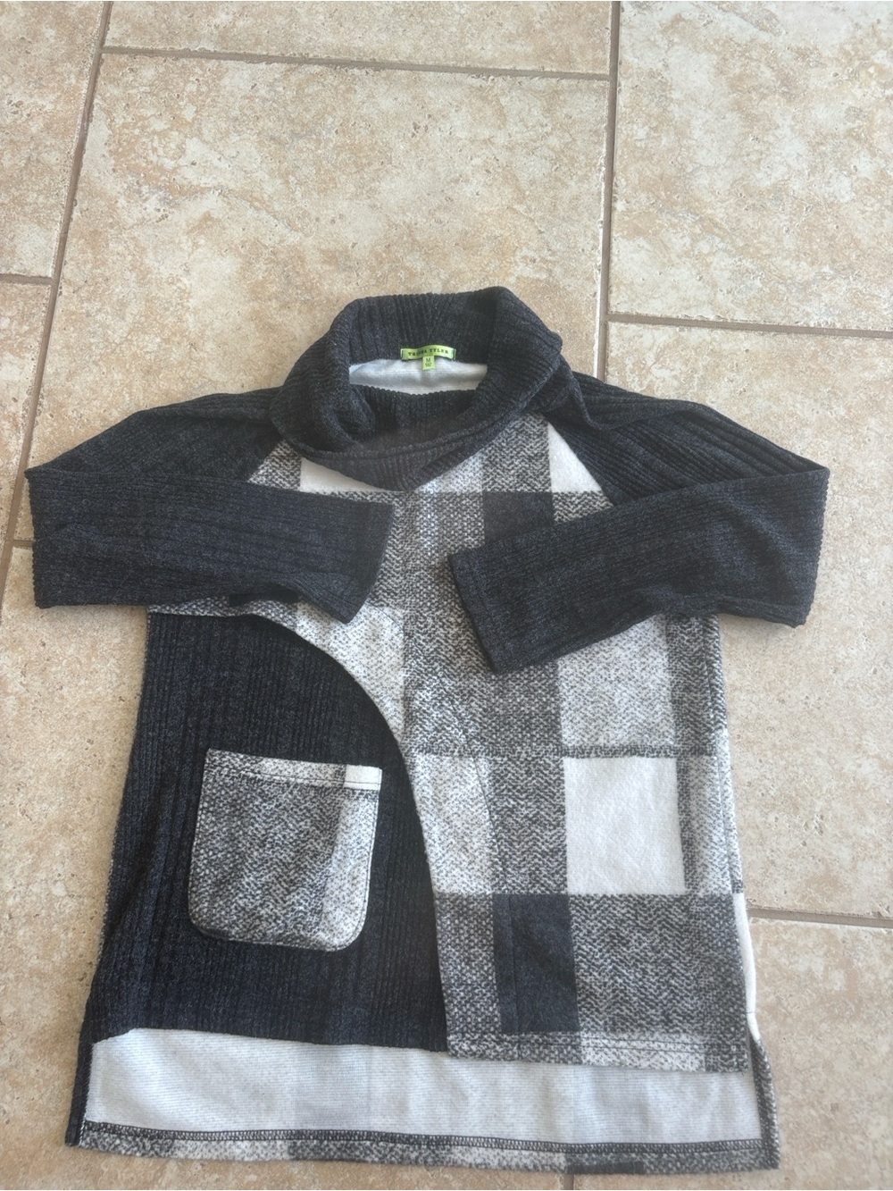 Trisha Tyler charcoal combo color cowl neck pullover sweater size medium